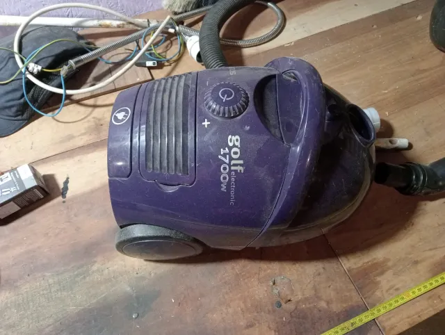 Aspirador Taurus Golf Electronic 1700W para repara