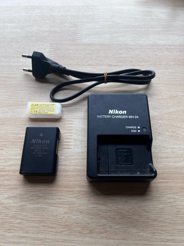 Batería EN-EL14 + Cargador MH-24 Nikon