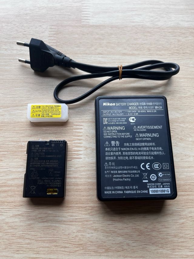 Batería EN-EL14 + Cargador MH-24 Nikon