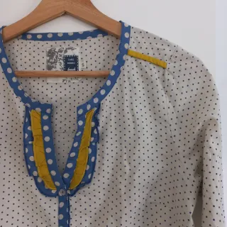 Camisa larga/vestido corto lunares S, ancho