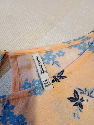 Blusa floral Stradivarius Talla S