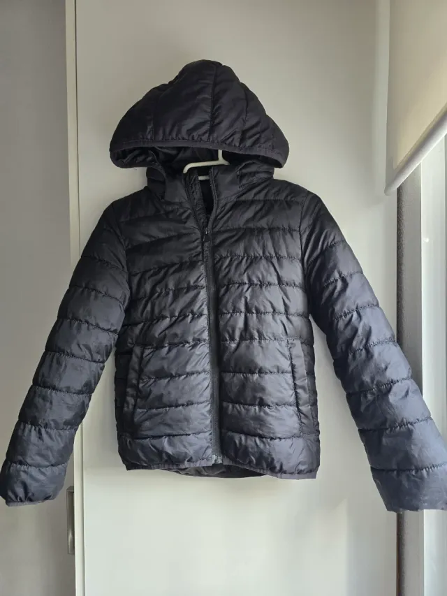 Chaqueta H&M infantil negra