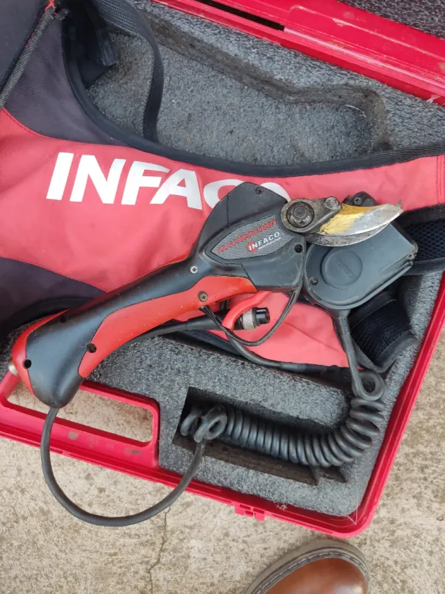 Tijera de podar Electrocoup F3010