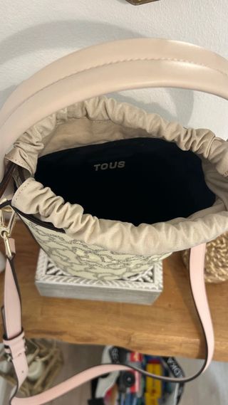Bolso bombonera Tous beige y rosa