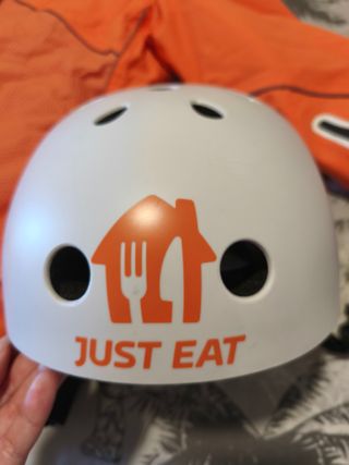 Chubasquero y Casco Just Eat Glovo Uber NUEVO