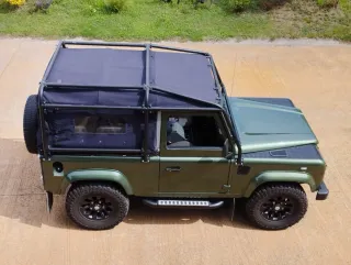 Land Rover Defender 2000