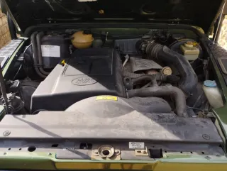 Land Rover Defender 2000