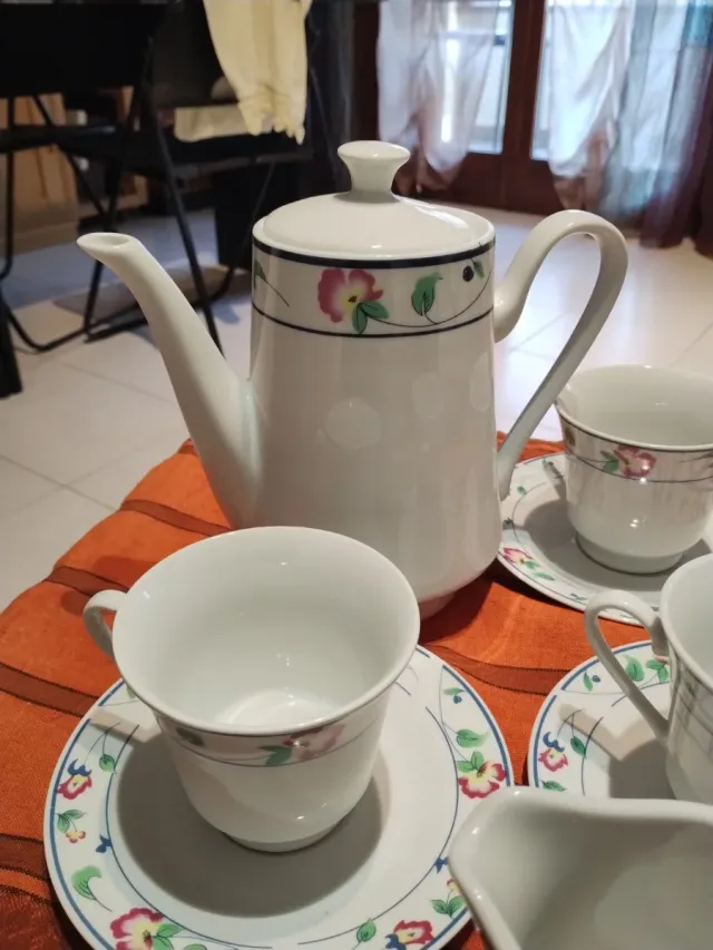 Servizio da tè per 3  teiera e zuccheriera