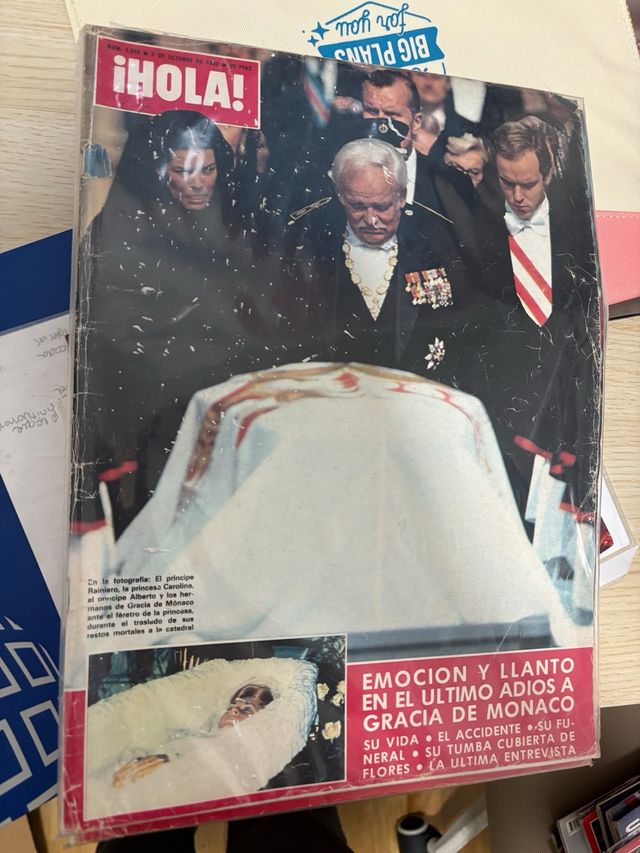 Revista Hola entierro Grace Kelly