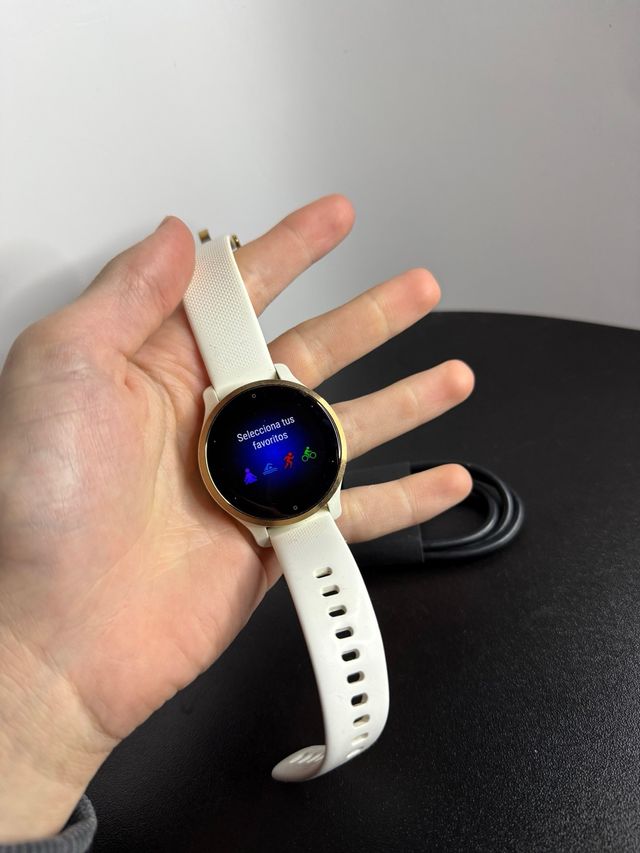 Garmin Venu 2s Music Crema Dorado