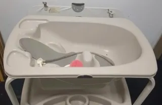 Bañera bebé Jane beige como nueva