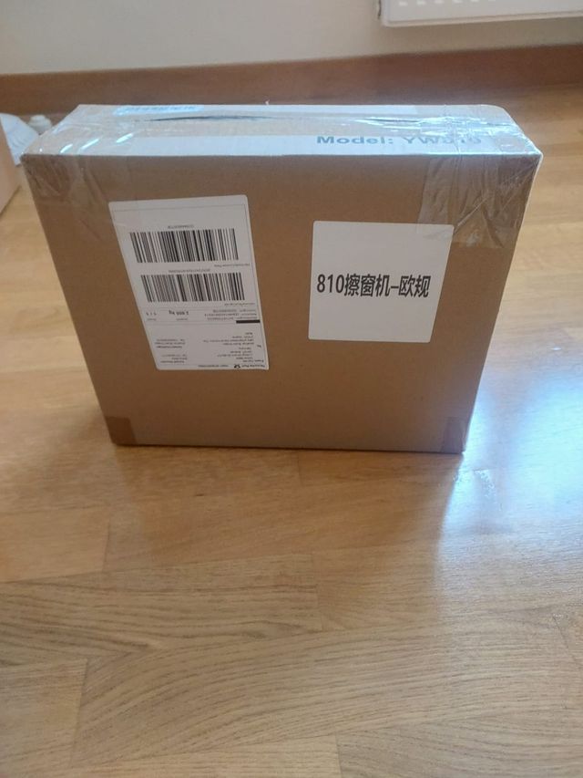 Robot Limpiacristales Puruxe + recambios extra.