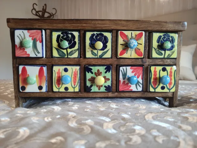 Joyero madera y cerámica (10 cajones).