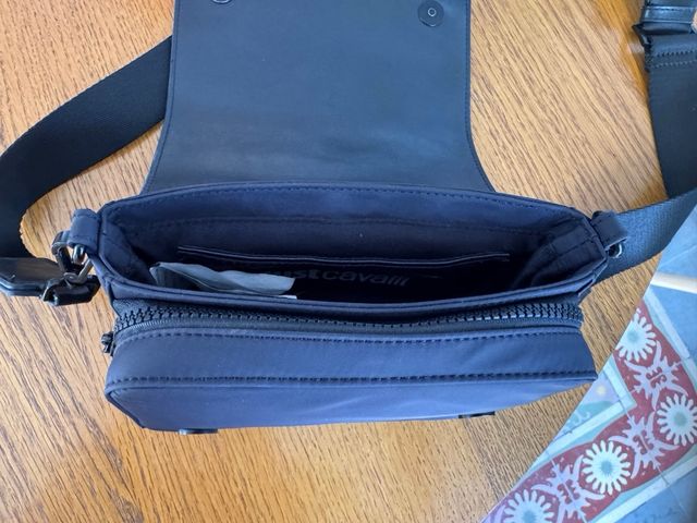 Bolso Negro Just Cavalli