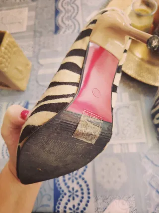 Zapatos de tacón estampado cebra