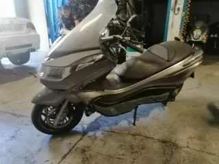 Piaggio X10 125cc