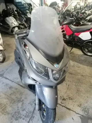 Piaggio X10 125cc