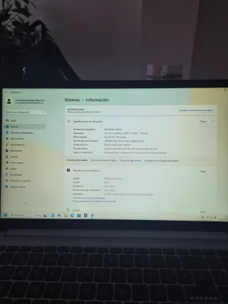 Ordenador portátil ASUS Plata