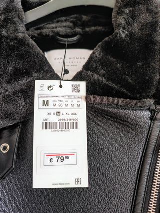 Cazadora doble faz negra de Zara sin estrenar