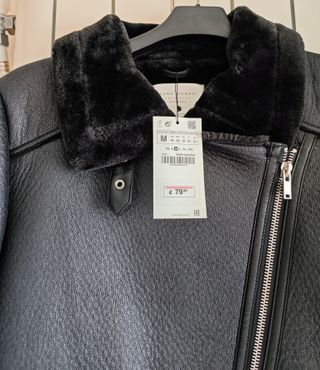 Cazadora doble faz negra de Zara sin estrenar
