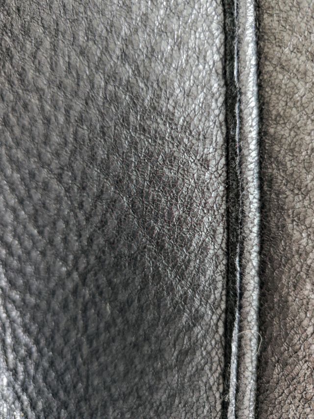 Cazadora doble faz negra de Zara sin estrenar