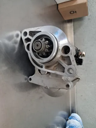 Motor de arranque Triumph Rocket 3