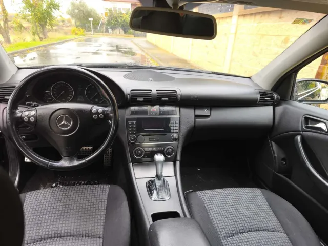 Mercedes-Benz Clase C 2007