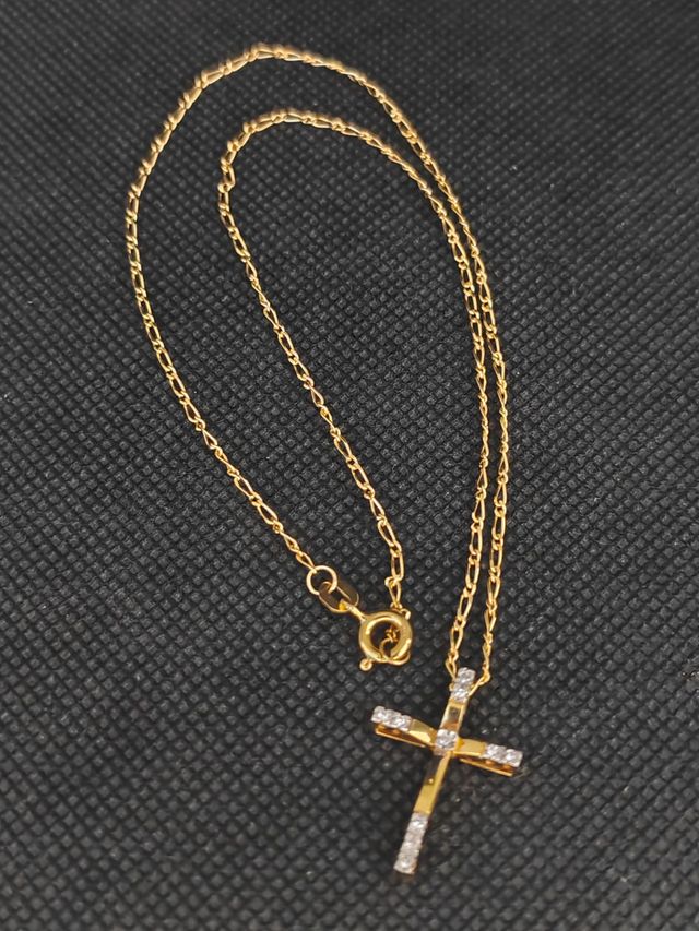 Catena in oro 18 Bilbao con ciondolo a croce 051-02-00460