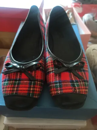 Manoletinas escocesas