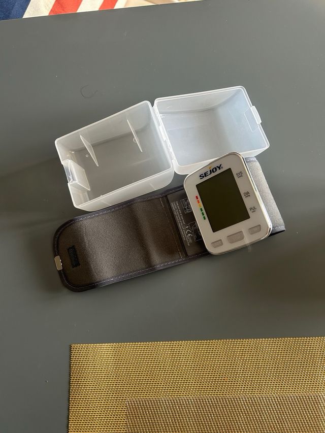 Medidor Presión Arterial SEJOY Muñeca