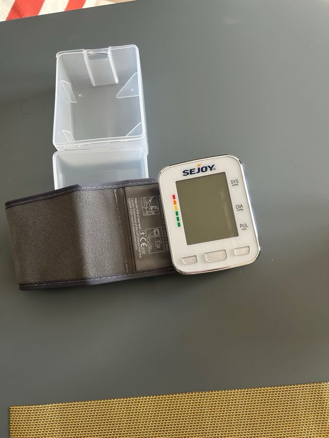 Medidor Presión Arterial SEJOY Muñeca