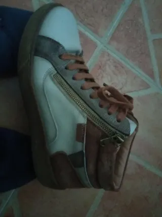 Botines de piel marrones y crema super cómodo