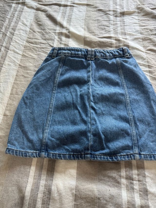 Falda vaquera corta botones T.36