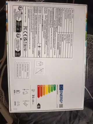 Tablet Android 14 Negra con su funda azul celeste