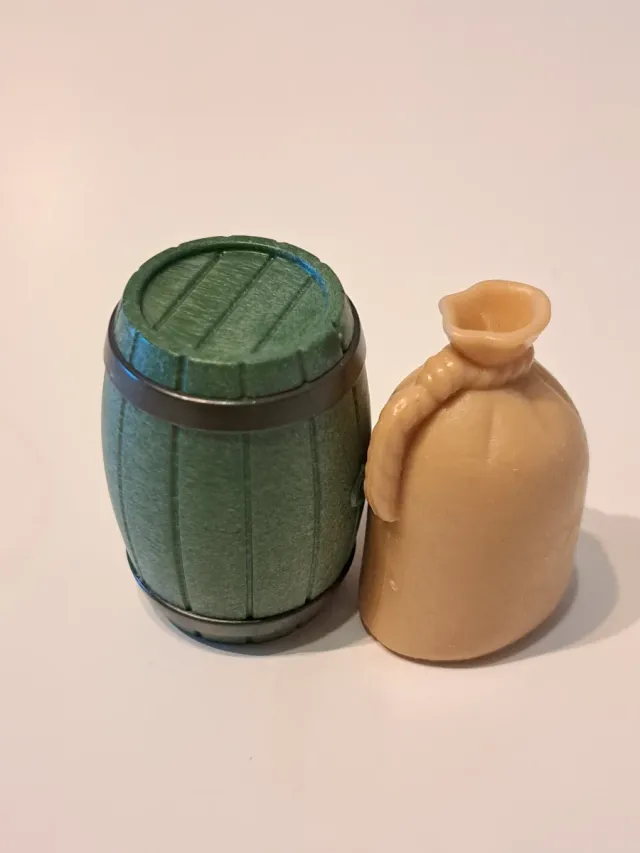 Lote Playmobil: Figura, Caballo y Accesorios