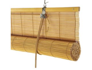 Estor enrollable de bambú natural