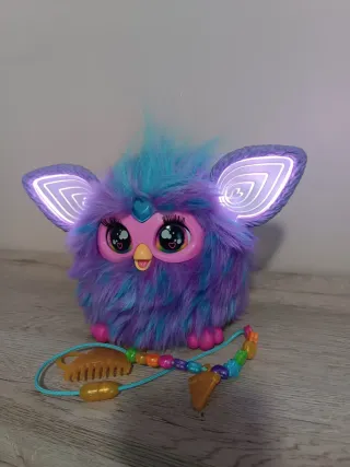 Furby 2025 - morado, rosa y azul