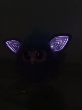 Furby 2025 - morado, rosa y azul