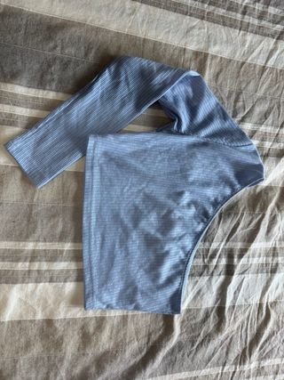 Camiseta azul manga larga