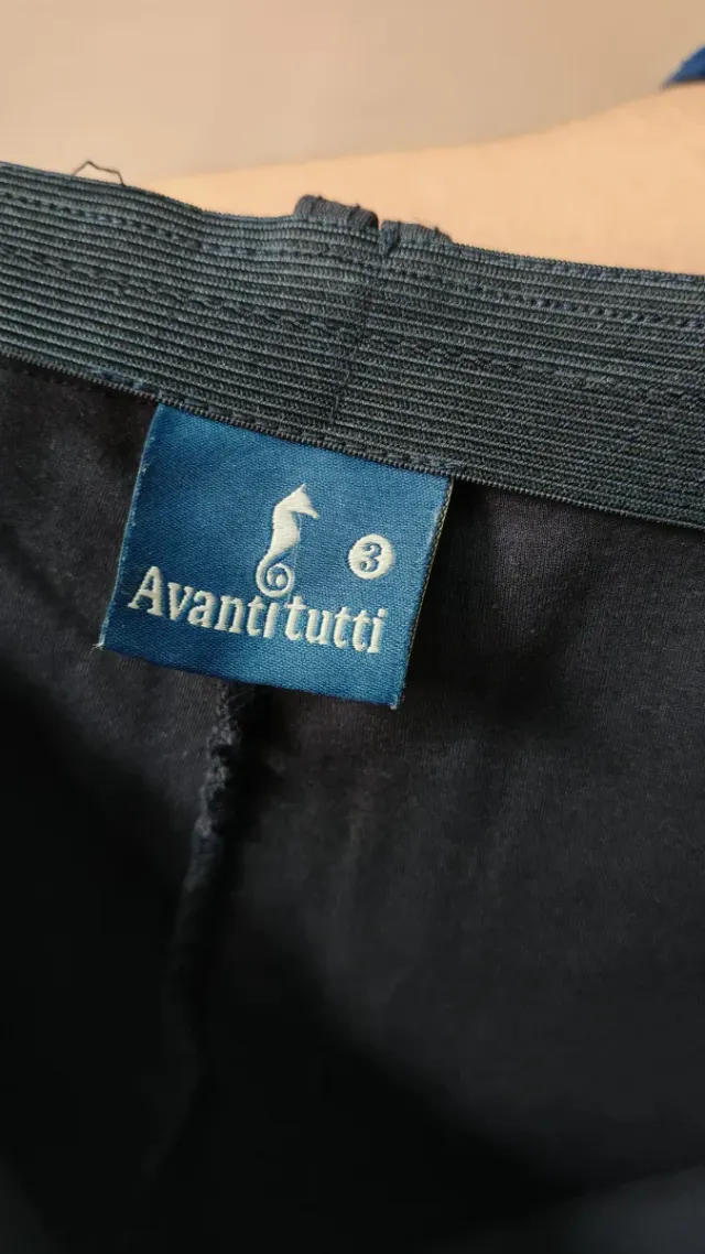Pantalón elegante Avanti Tutti Talla M
