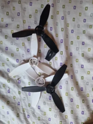 Dron Parrot Bebop 2 FPV