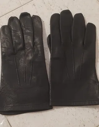 Guanti in pelle neri