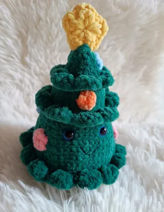 Albero di Natale amigurumi fatto a mano