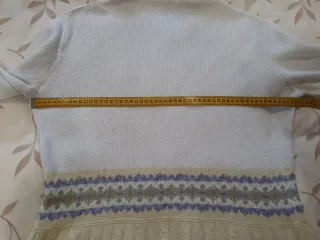 Jersey de punto beige y crudo con detalle jacquard