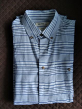 Camisa de rayas y de cuadros