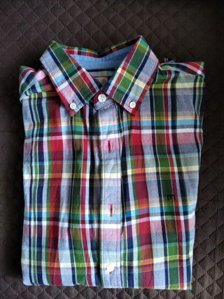 Camisa de rayas y de cuadros