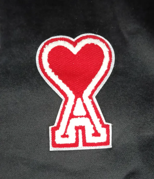 Sudadera Ami Negra con Corazón y A