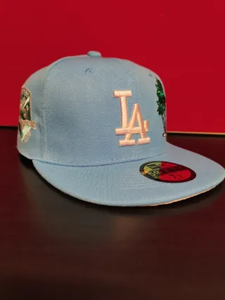 Gorra New Era 59Fifty LA. Talla 7.1/2