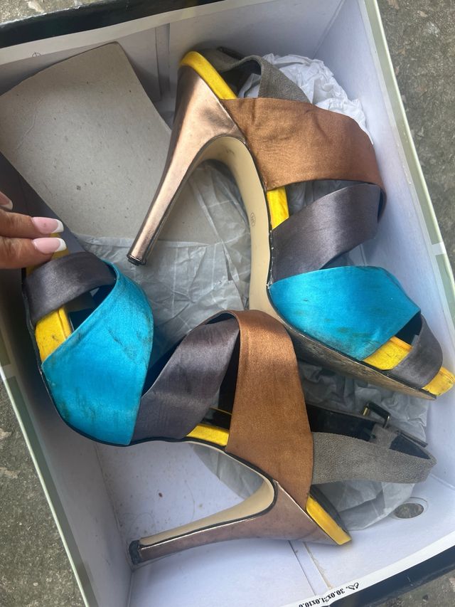 Zapatos de fiesta multicolor