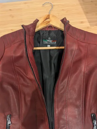 Chaqueta Italiana Cuero Cordero Roja nueva